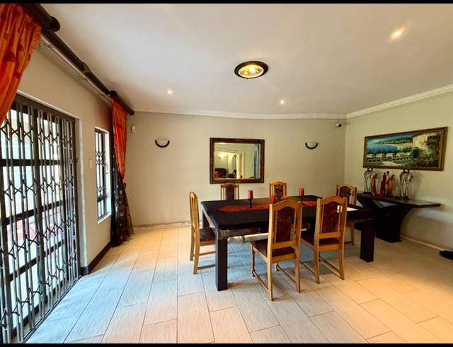 4 BEDROOM PROPERTY TO RENT IN SOMERSET PARK